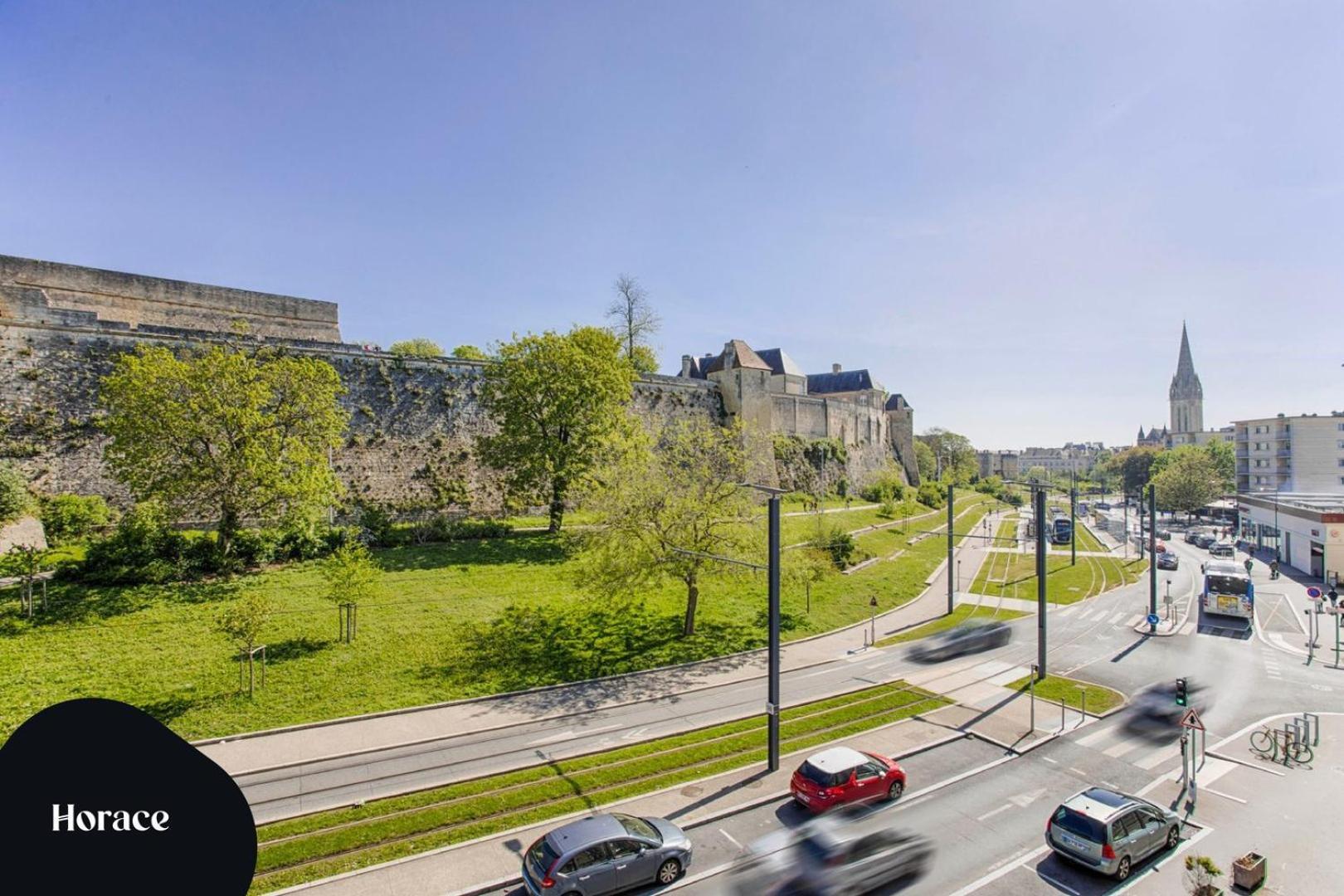 Panoramic Suite Unique View & Private Parking Caen Exterior foto